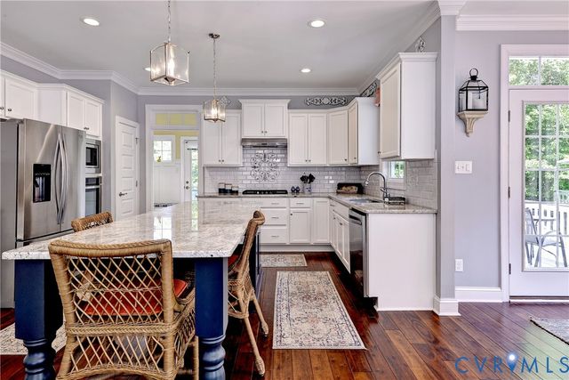 7321 Diascund Creek Pl, New Kent, VA 23124