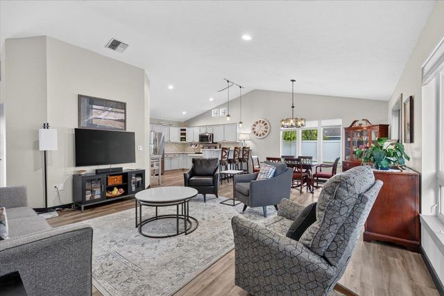 13512 E BOONE Ave, Spokane Valley, WA 99216
