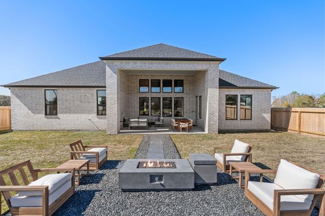 2304 Friendswood Trail, Friendswood, TX 77546