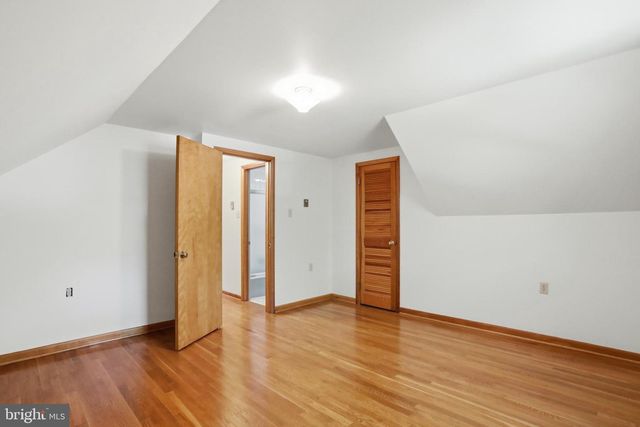 206 DOGWOOD RD, Winchester, VA 22602