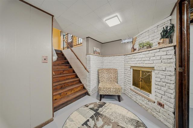 1213 Ervin Road, Eau Claire, WI 54703