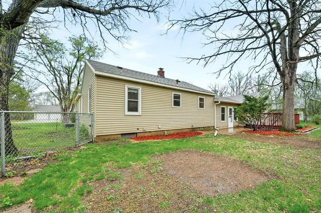 1213 Ervin Road, Eau Claire, WI 54703