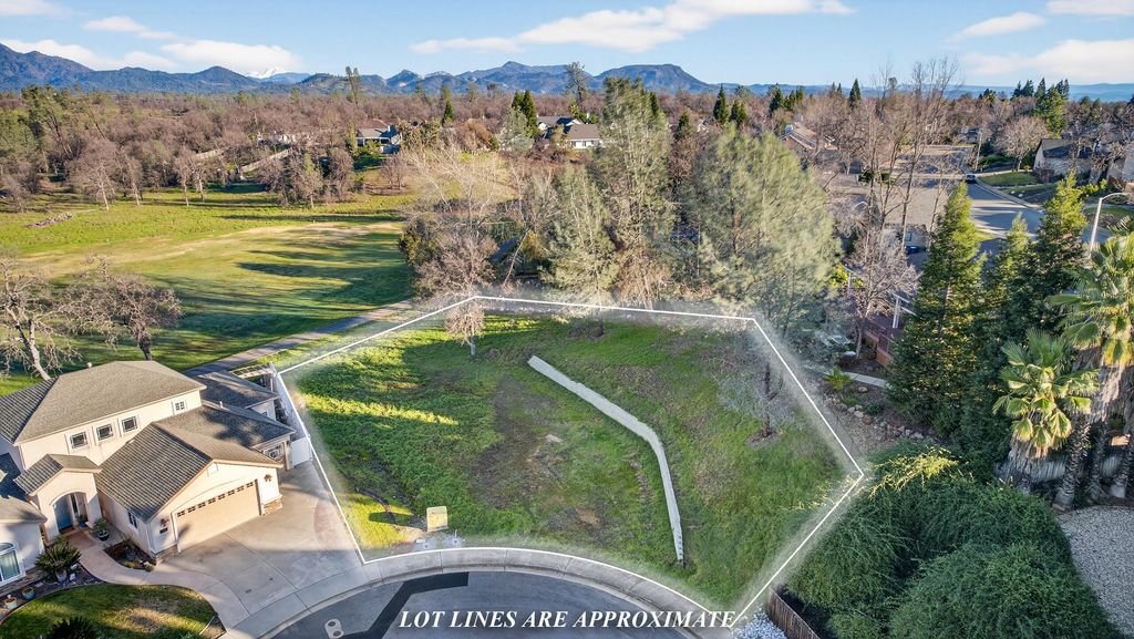 1779 Player Court, Redding, CA 96003