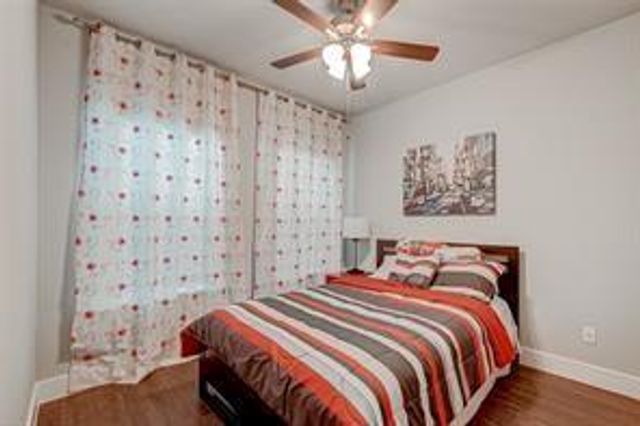 9015 Lonestar Creekbend Lane, Houston, TX 77080