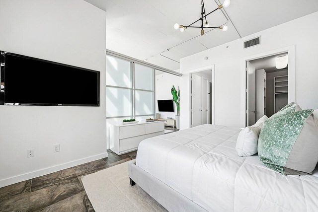 365 SE 6th Avenue 403, Delray Beach, FL 33483