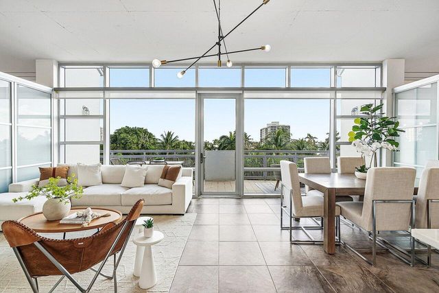 365 SE 6th Avenue 403, Delray Beach, FL 33483