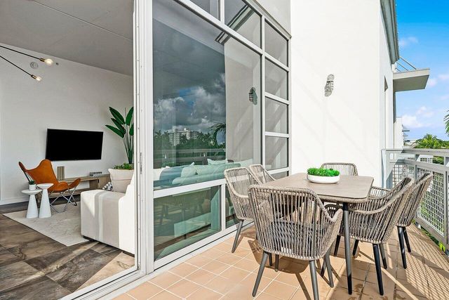 365 SE 6th Avenue 403, Delray Beach, FL 33483