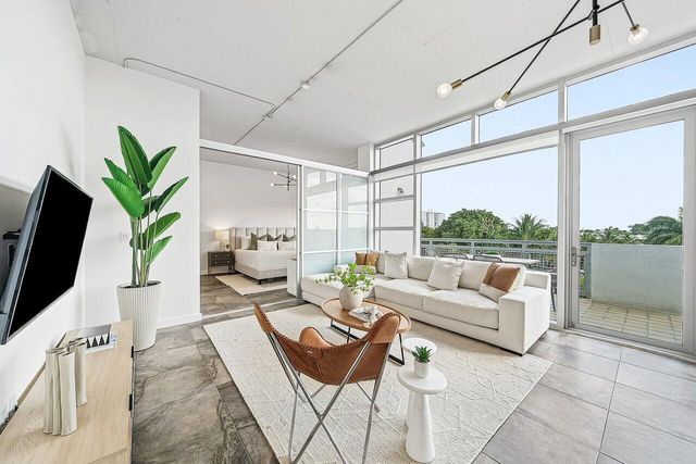 365 SE 6th Avenue 403, Delray Beach, FL 33483