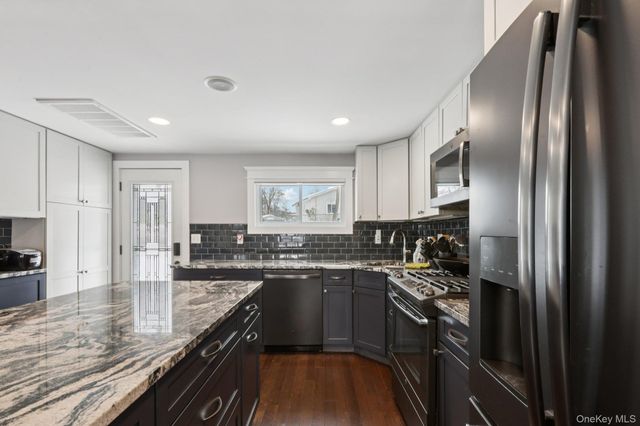 18 Lake Road, Stony Point, NY 10980