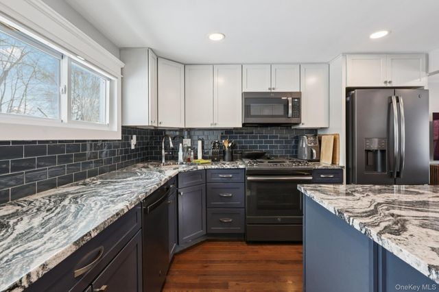 18 Lake Road, Stony Point, NY 10980