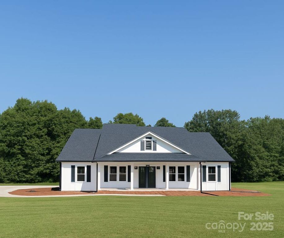 102 Obando Drive, Lawndale, NC 28090