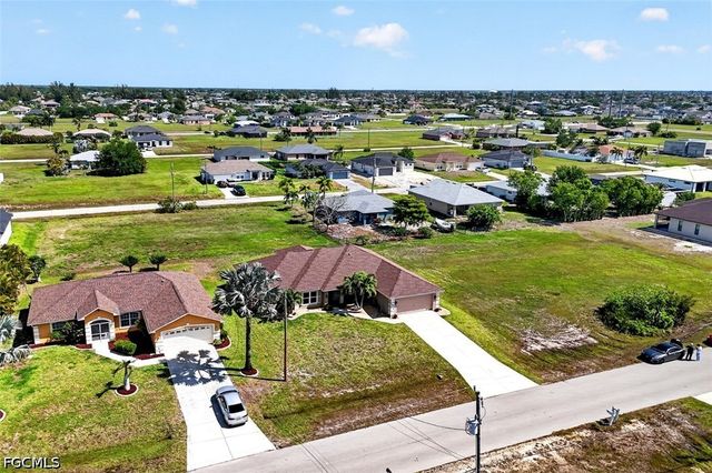 2521 NW 6th TER, Cape Coral, FL 33993