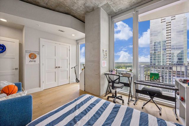 360 Nueces ST 3702, Austin, TX 78701