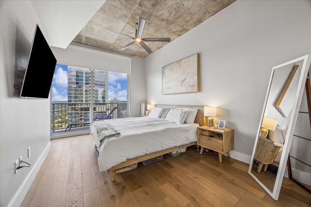 360 Nueces ST 3702, Austin, TX 78701