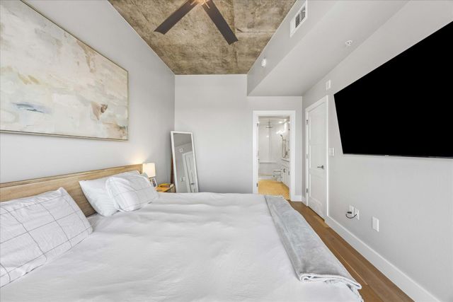 360 Nueces ST 3702, Austin, TX 78701