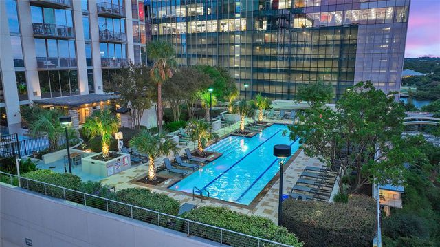 360 Nueces ST 3702, Austin, TX 78701