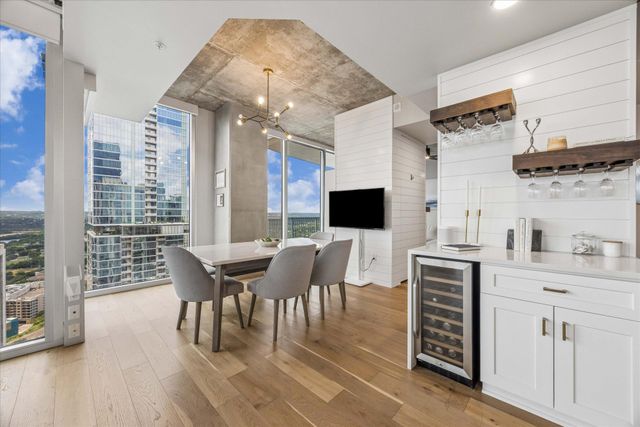 360 Nueces ST 3702, Austin, TX 78701
