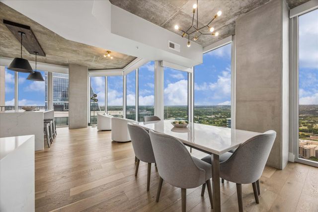 360 Nueces ST 3702, Austin, TX 78701