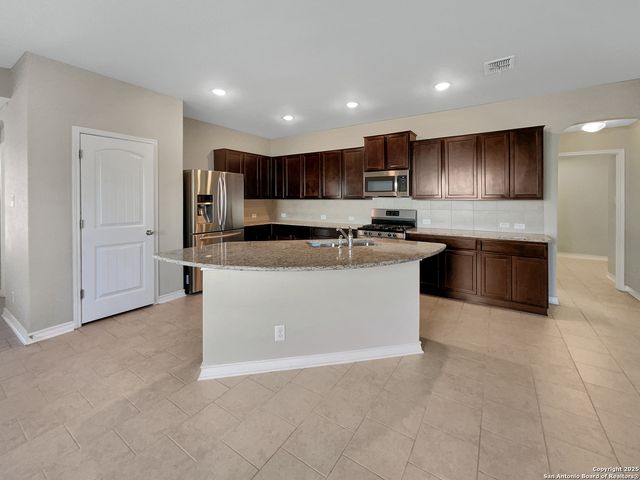 8748 Ironwood, San Antonio, TX 78254