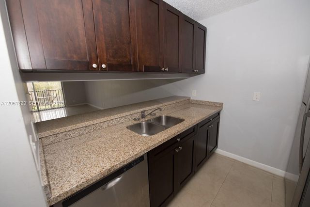8550 N Sherman Circle 303, Miramar, FL 33025