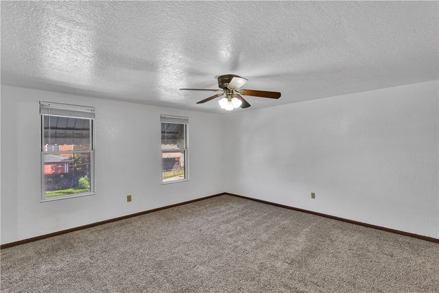 204 Johnston Ave, Hazelwood, PA 15207