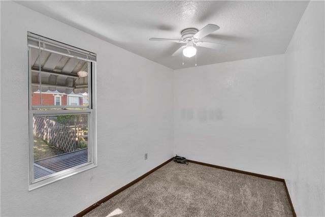 204 Johnston Ave, Hazelwood, PA 15207