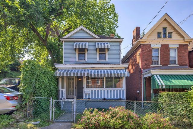 204 Johnston Ave, Hazelwood, PA 15207