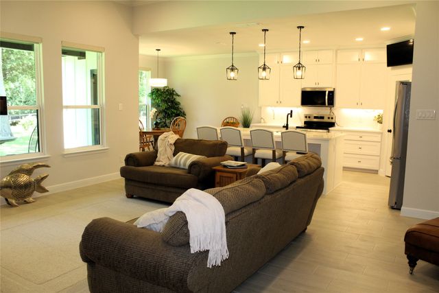 207 Driftwood Drive, Trinidad, TX 75163