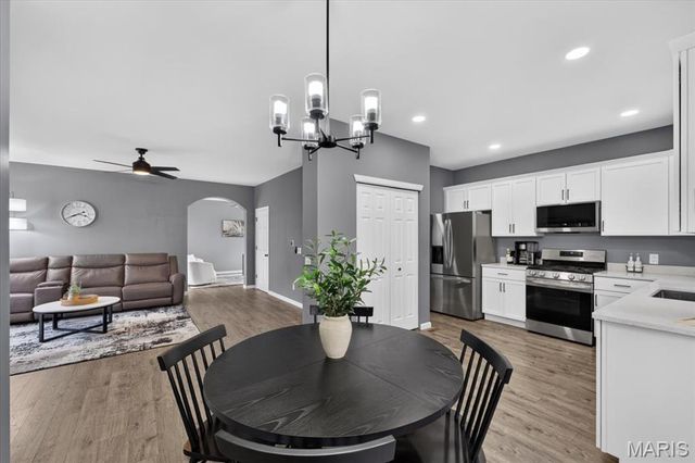 206 Hawksbury Place, O'fallon, MO 63368