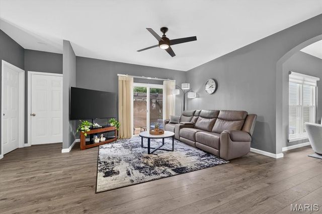 206 Hawksbury Place, O'fallon, MO 63368