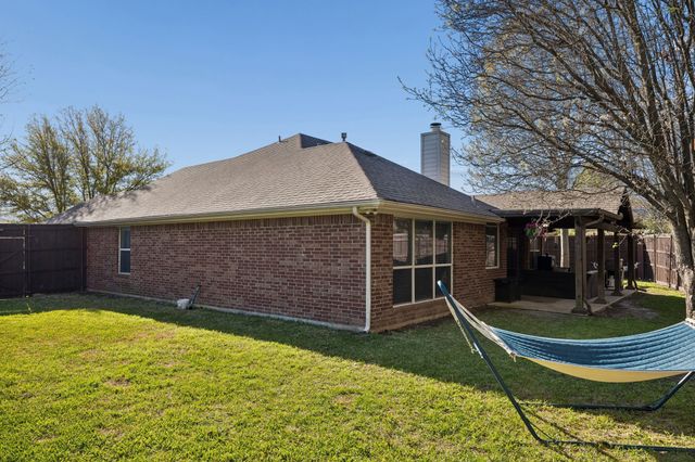 320 Carissa Court, Mesquite, TX 75150