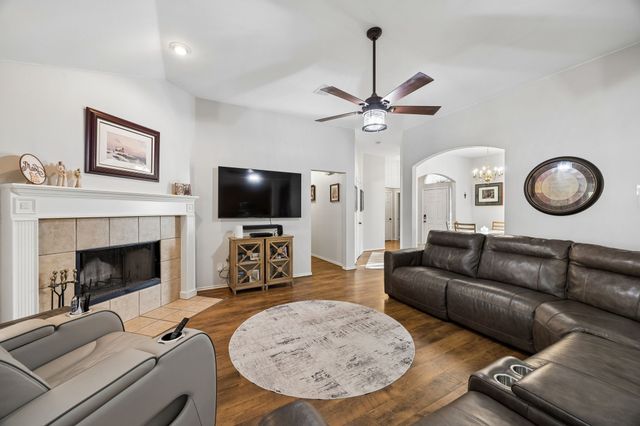 320 Carissa Court, Mesquite, TX 75150