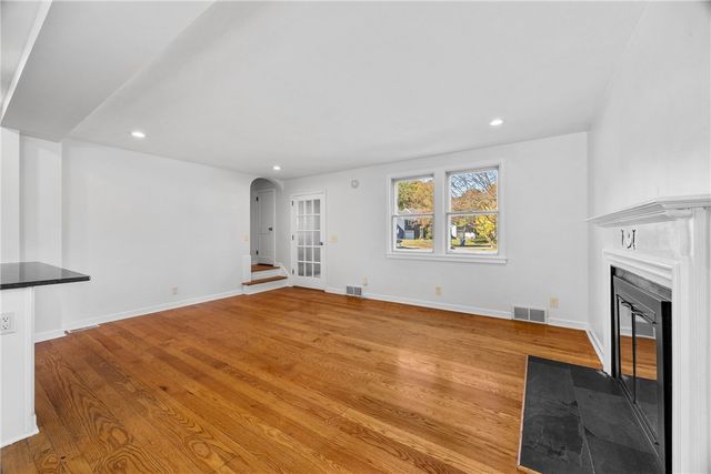 35 Drexmore Road, Rochester, NY 14610