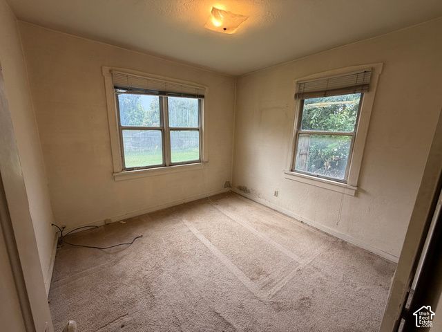 950 W MONTAGUE AVE, Salt Lake City, UT 84104