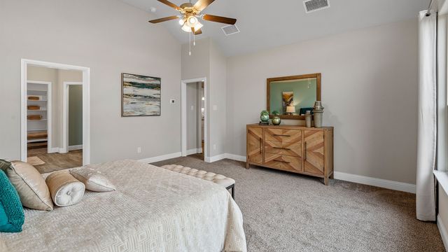 10385 SUNSET SHORE Drive, Grand Prairie, TX 76065