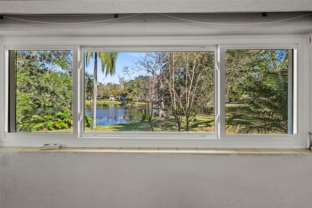 546 FOREST PARKWAY E, Largo, FL 33771