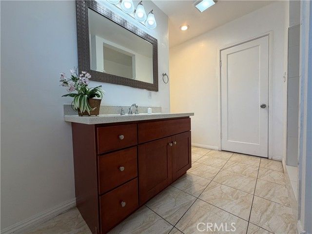 901 El Dorado, Monrovia, CA 91016