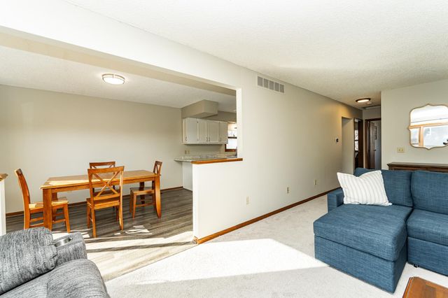 4006 Katie Lane NW, Rochester, MN 55901