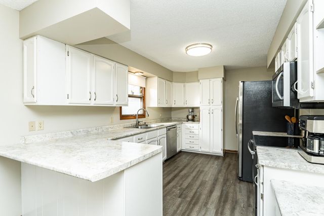 4006 Katie Lane NW, Rochester, MN 55901