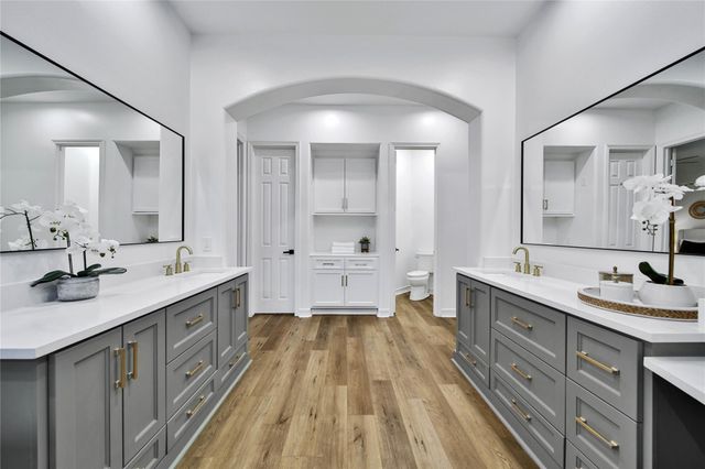 33319 White Oak Court, Magnolia, TX 77354