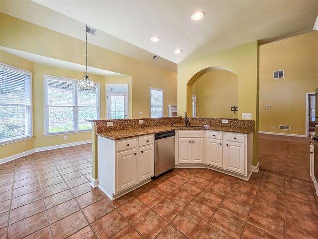 2872 Amesbury Place, Kennesaw, GA 30144
