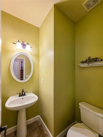 2872 Amesbury Place, Kennesaw, GA 30144