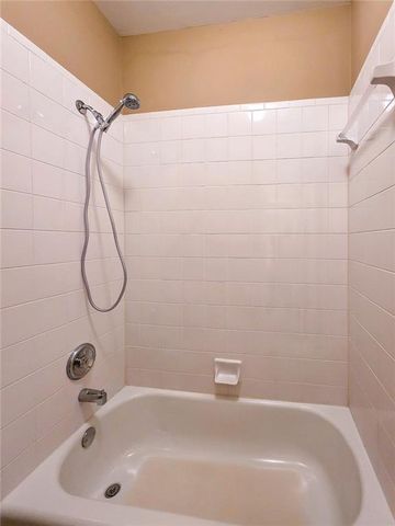 2872 Amesbury Place, Kennesaw, GA 30144