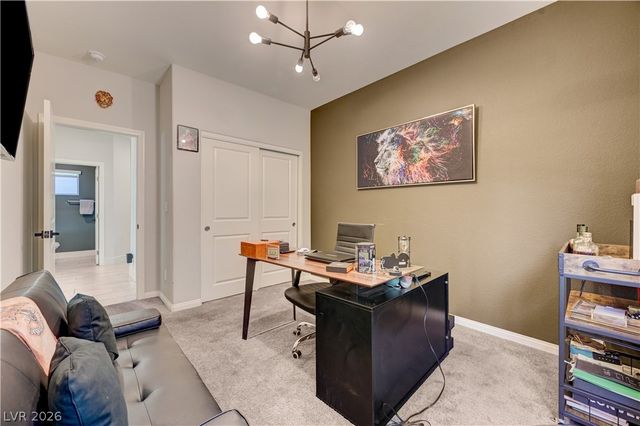 10760 Hickam Avenue, Las Vegas, NV 89129