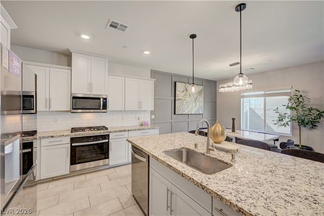 10760 Hickam Avenue, Las Vegas, NV 89129