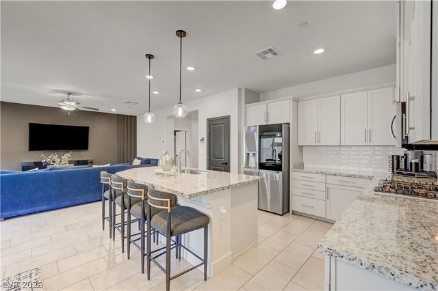 10760 Hickam Avenue, Las Vegas, NV 89129