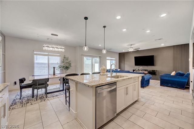 10760 Hickam Avenue, Las Vegas, NV 89129