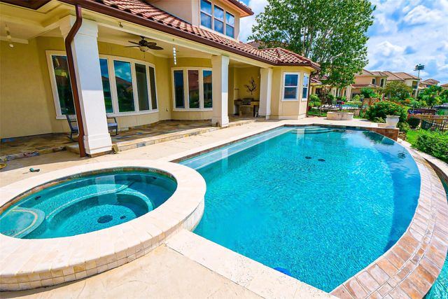 19027 Crescent Bay Drive, Houston, TX 77094