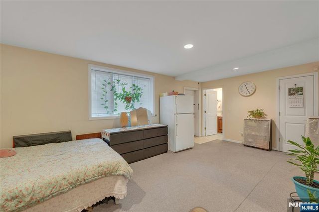 434 B 7th Street 2, Palisades Park, NJ 07650