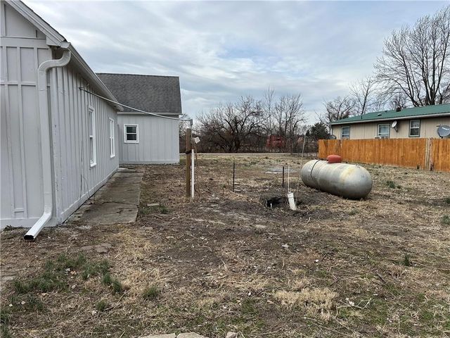4703 N Hifner Street, Independence, MO 64058